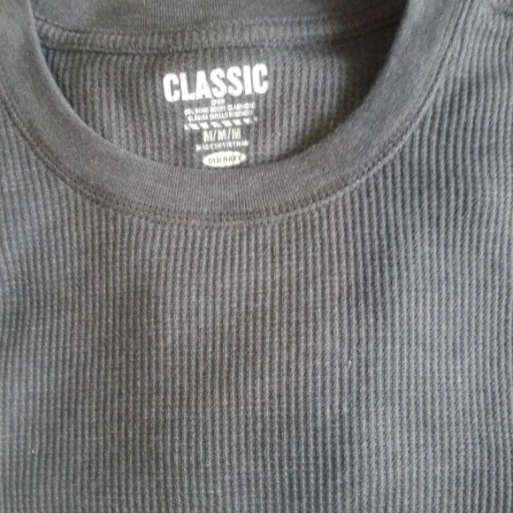 mens med.long sleeve t-shirt/sweater nwt old navy brand - Picture 8 of 8